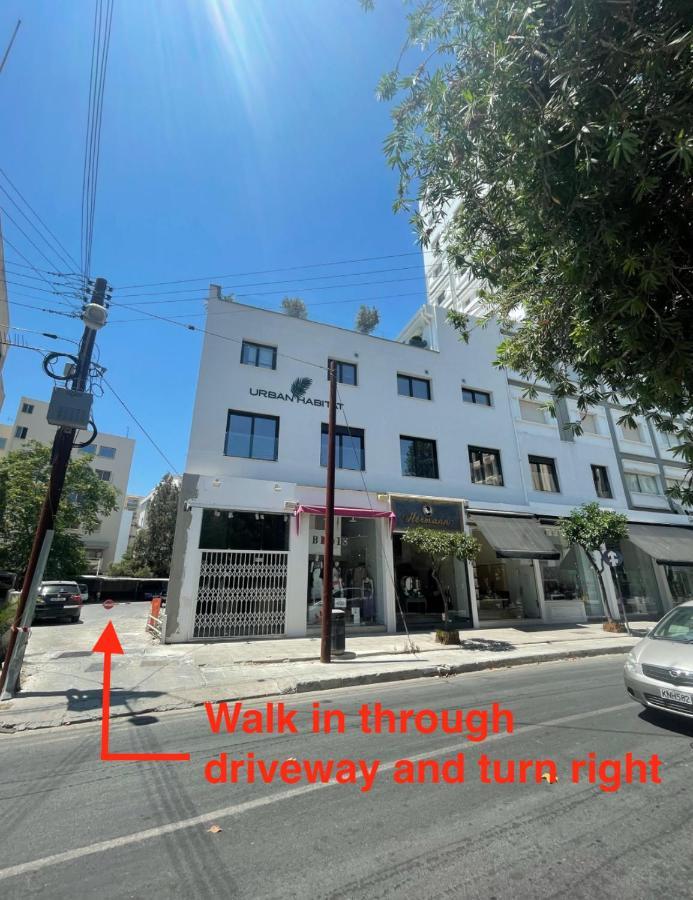 Urban Habitat Capsule Beds Hostel Nicosia Exterior photo