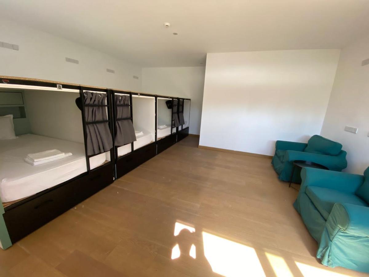 Urban Habitat Capsule Beds Hostel Nicosia Exterior photo